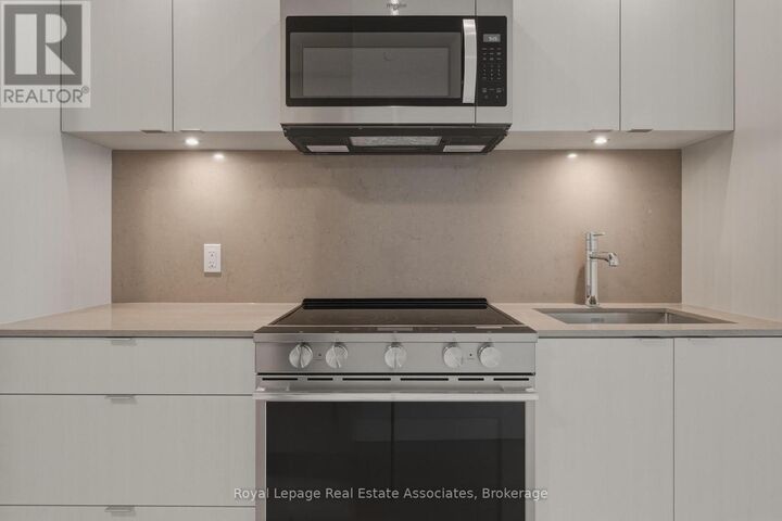 Property Photo:  25 Cordova Avenue 1112  ON M9A 0E5 