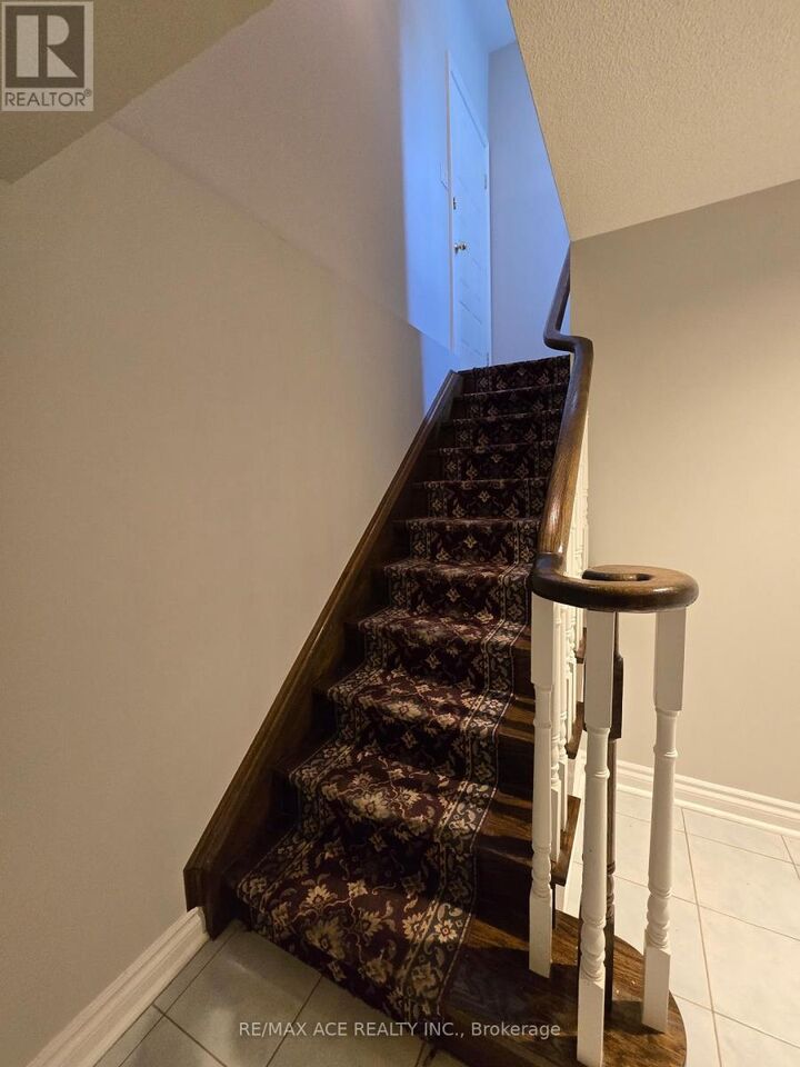 Property Photo: 25 Pilkington Crescent Bsmt ON L4J 7J5
