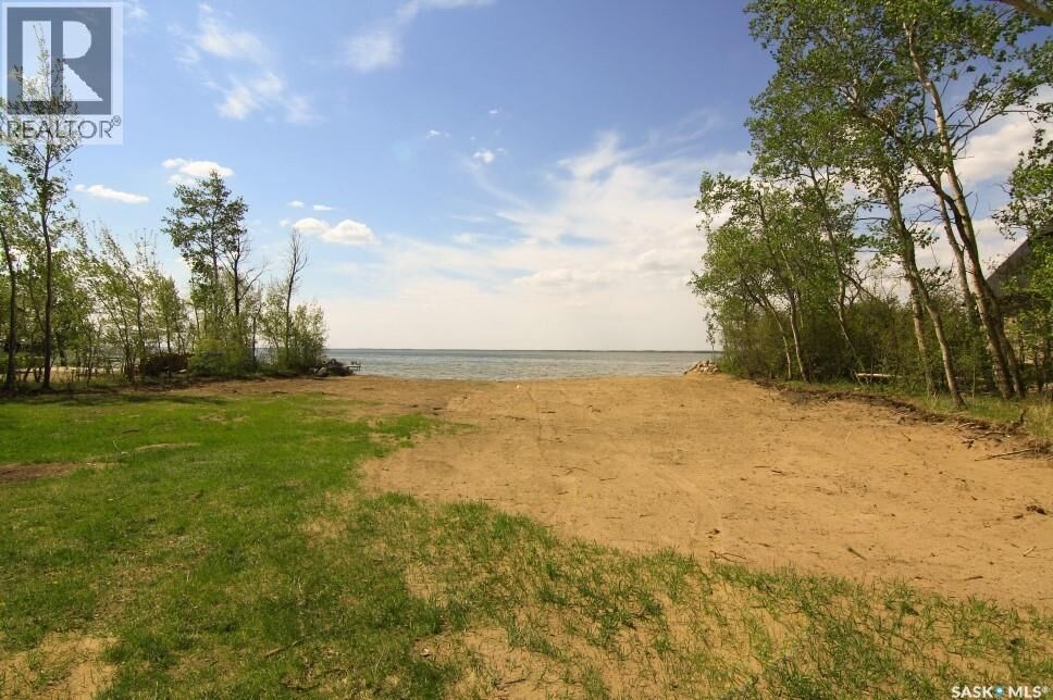 Property Photo:  223 Lakeside Crescent  SK S0A 0L0 