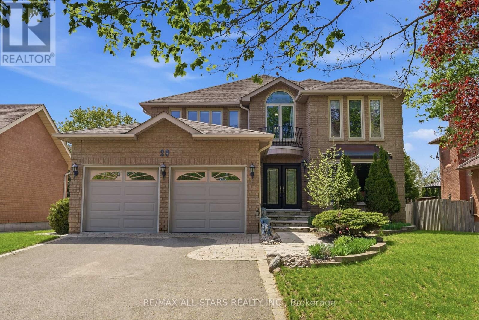Property Photo:  28 Testa Road  ON L9P 1M2 