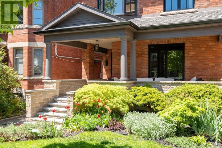 Property Photo:  286 Wright Avenue  ON M6R 1L9 