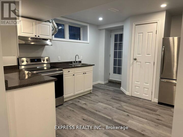 Property Photo:  10 Audubon Street  ON L1P 0C4 