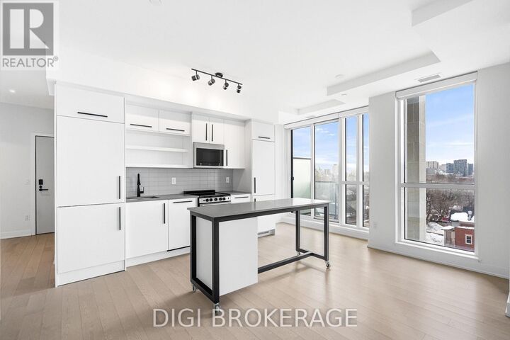 Property Photo:  560 Rideau Street 704  ON K1N 5Z8 