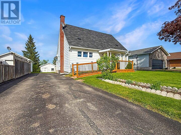 Property Photo: 597 Fortington Street ON K7V 1E5