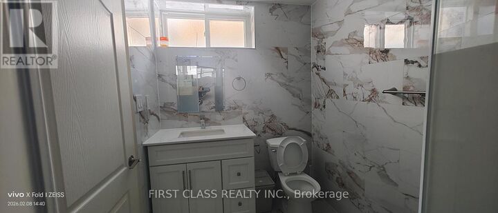 Property Photo:  1 Ottawa Court  ON L4G 2Y6 