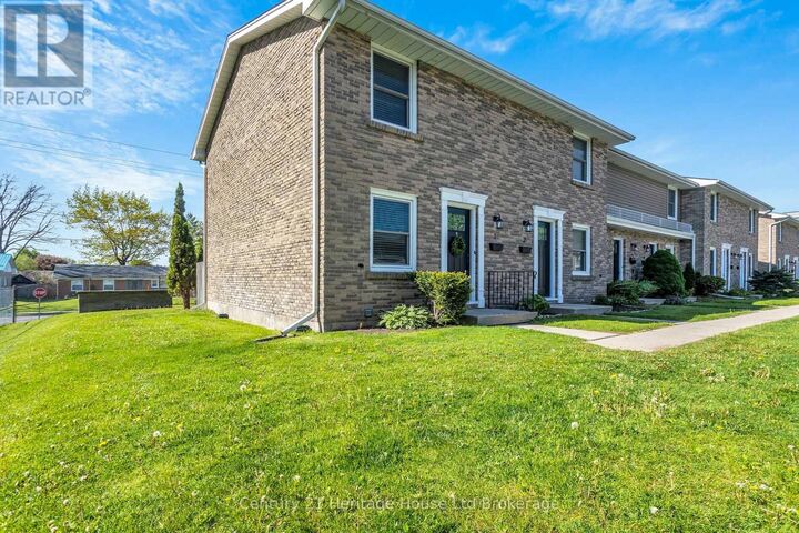 Property Photo:  144 Concession Street East 1  ON N4G 1N5 
