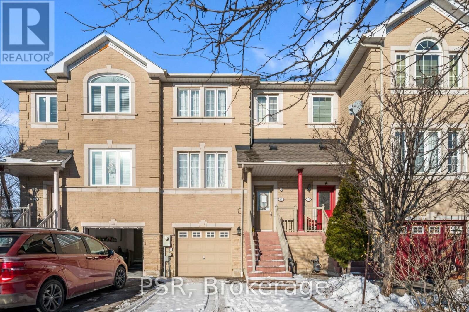 Property Photo:  17 Andrika Court  ON L4Z 4E9 