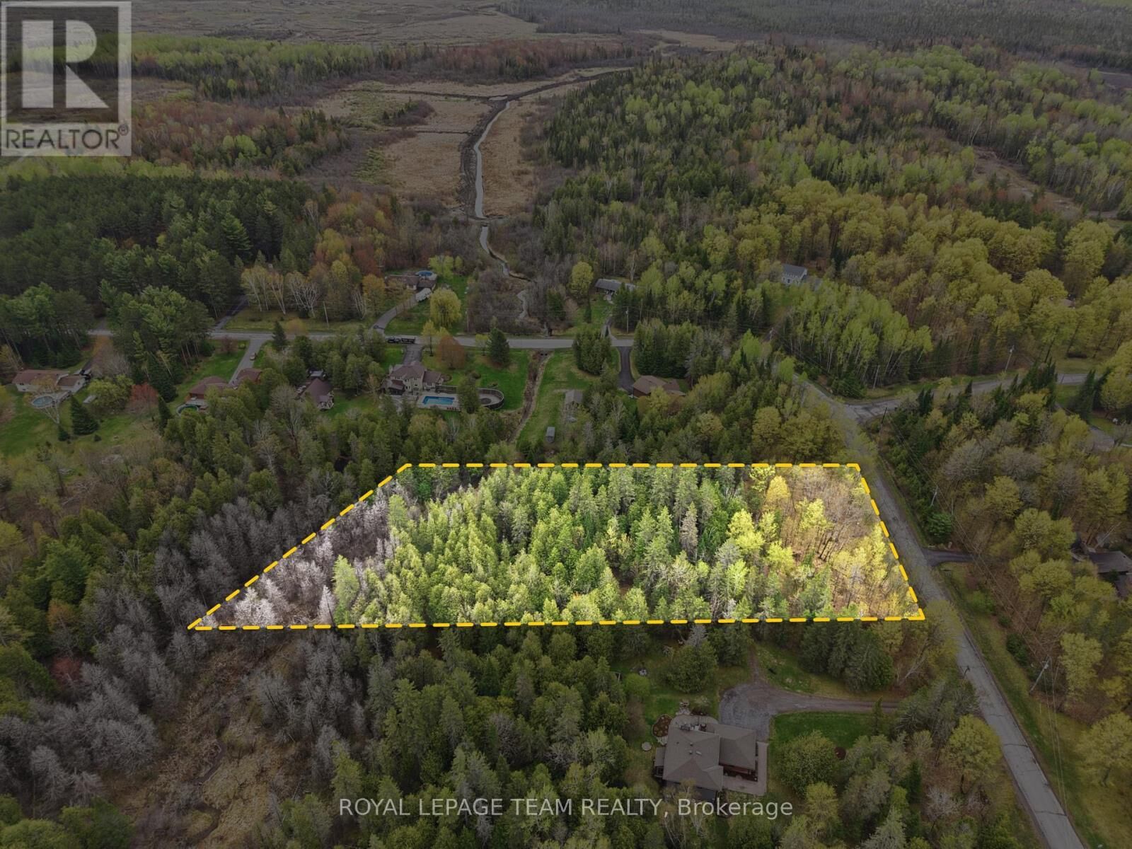 Property Photo:  105 Pleasant Creek Drive  ON K0A 1L0 