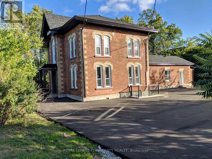 Property Photo:  44 Main Street North 1  ON L7J 1W2 