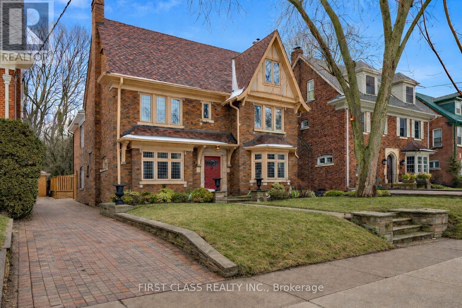 Property Photo: 80 Douglas Drive ON M4W 2B4
