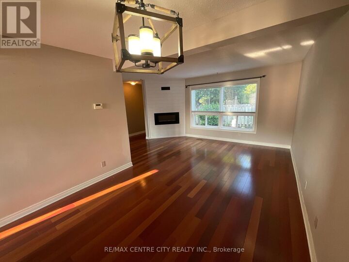 Property Photo: 89 Highview Avenue 39 ON N6C 5V8