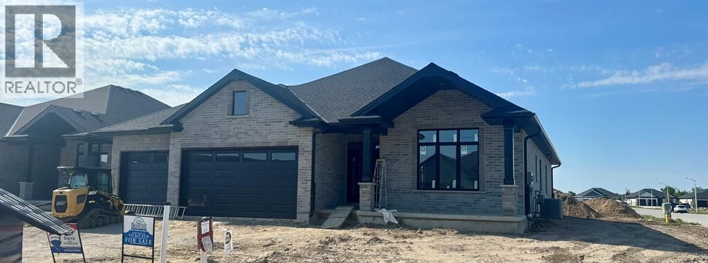 Property Photo: 3562 Paul Crescent ON N0N 1E0