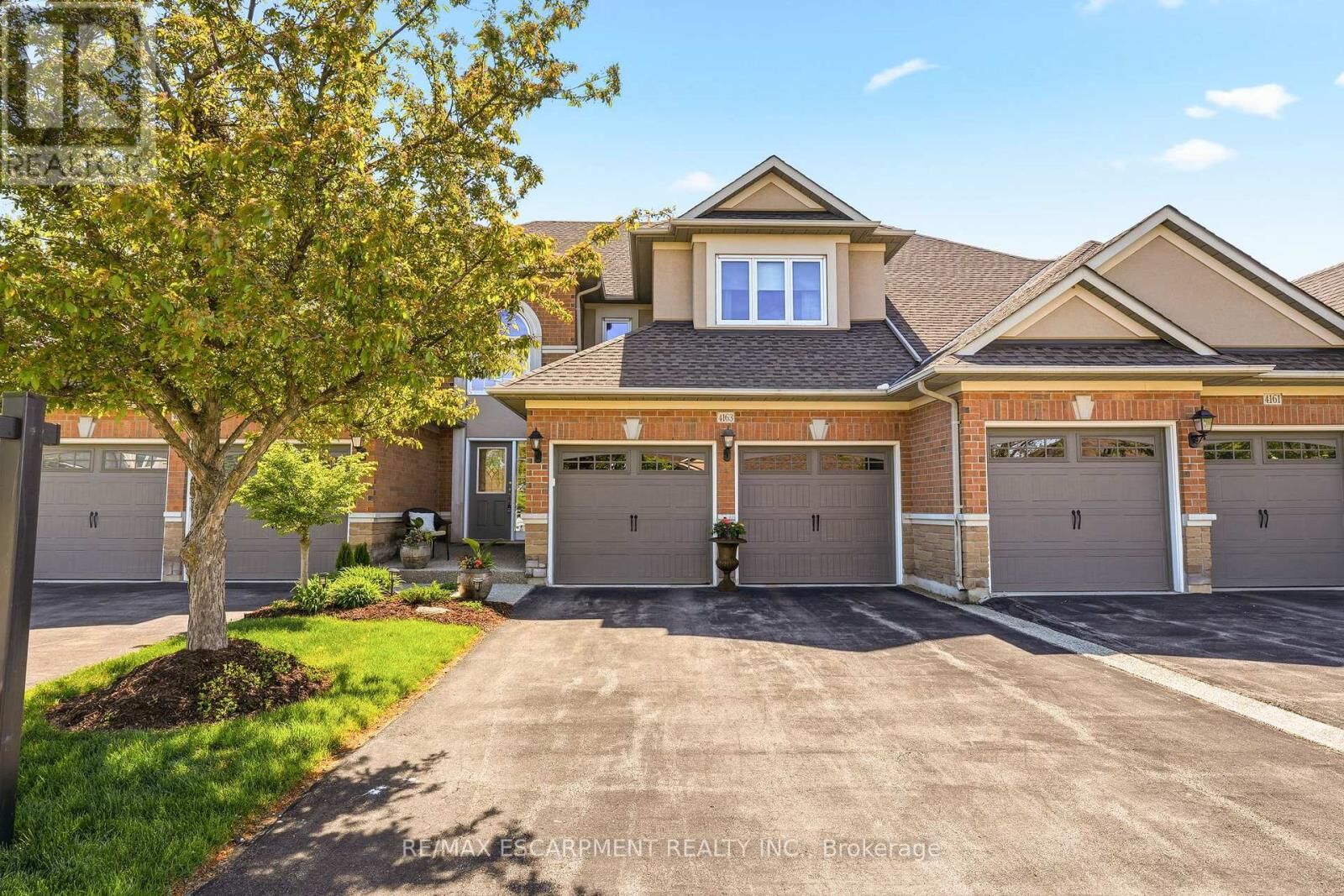 Property Photo:  4163 Stonebridge Crescent  ON L7M 4N2 