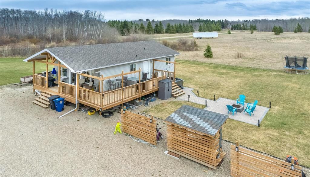 Property Photo: 69 Cache Creek Road MB R0J 1N0