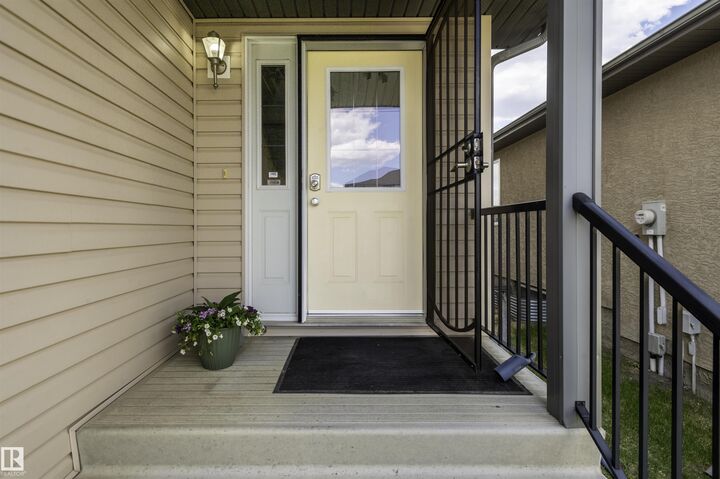Property Photo:  15818 141 Street NW  AB T6V 1V7 