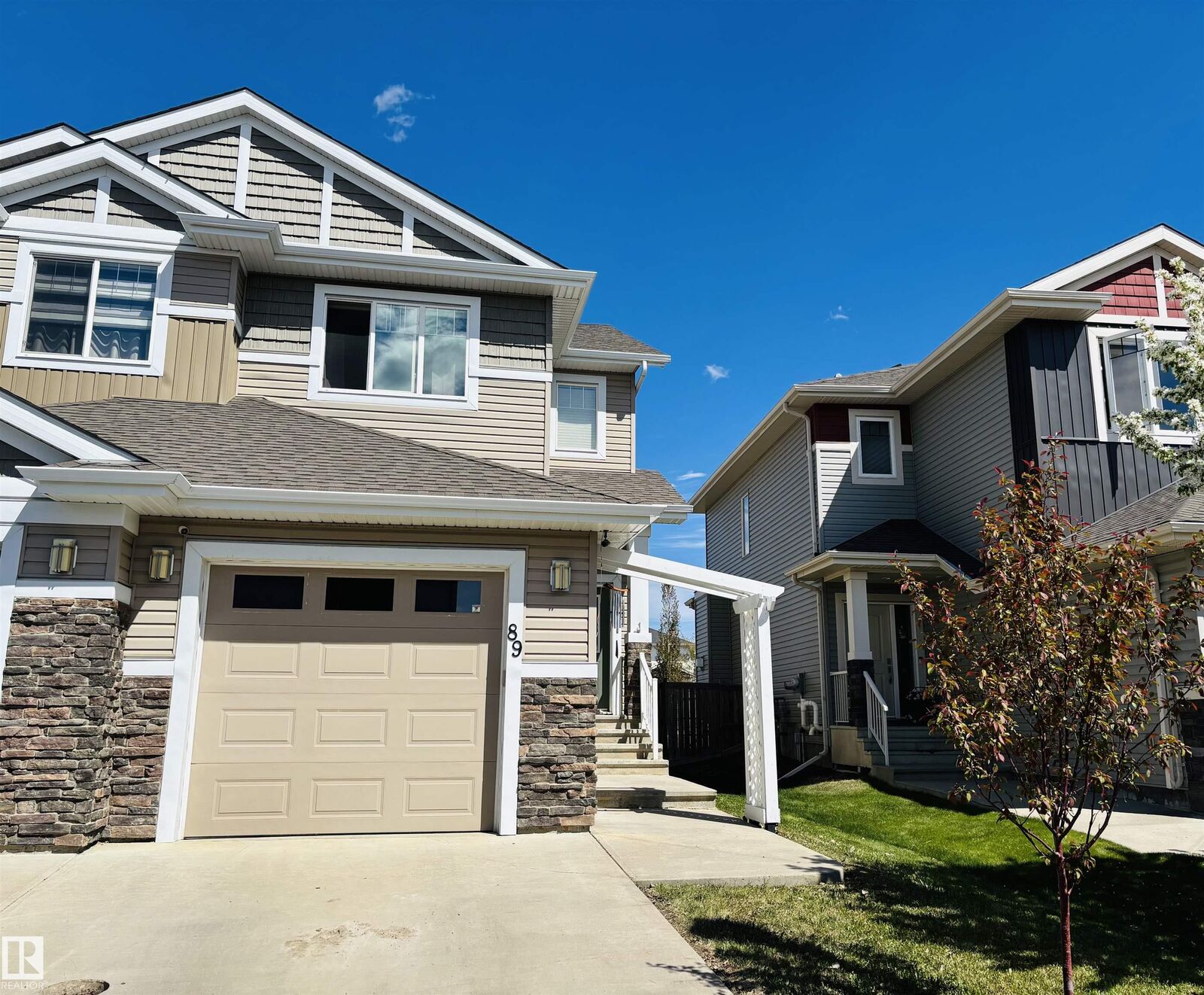 Property Photo:  89 Sandalwood Place  AB T9E 1C4 