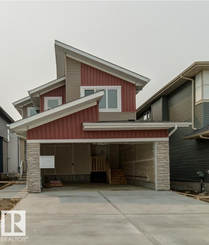 4727 17 Avenue SW — photo 1