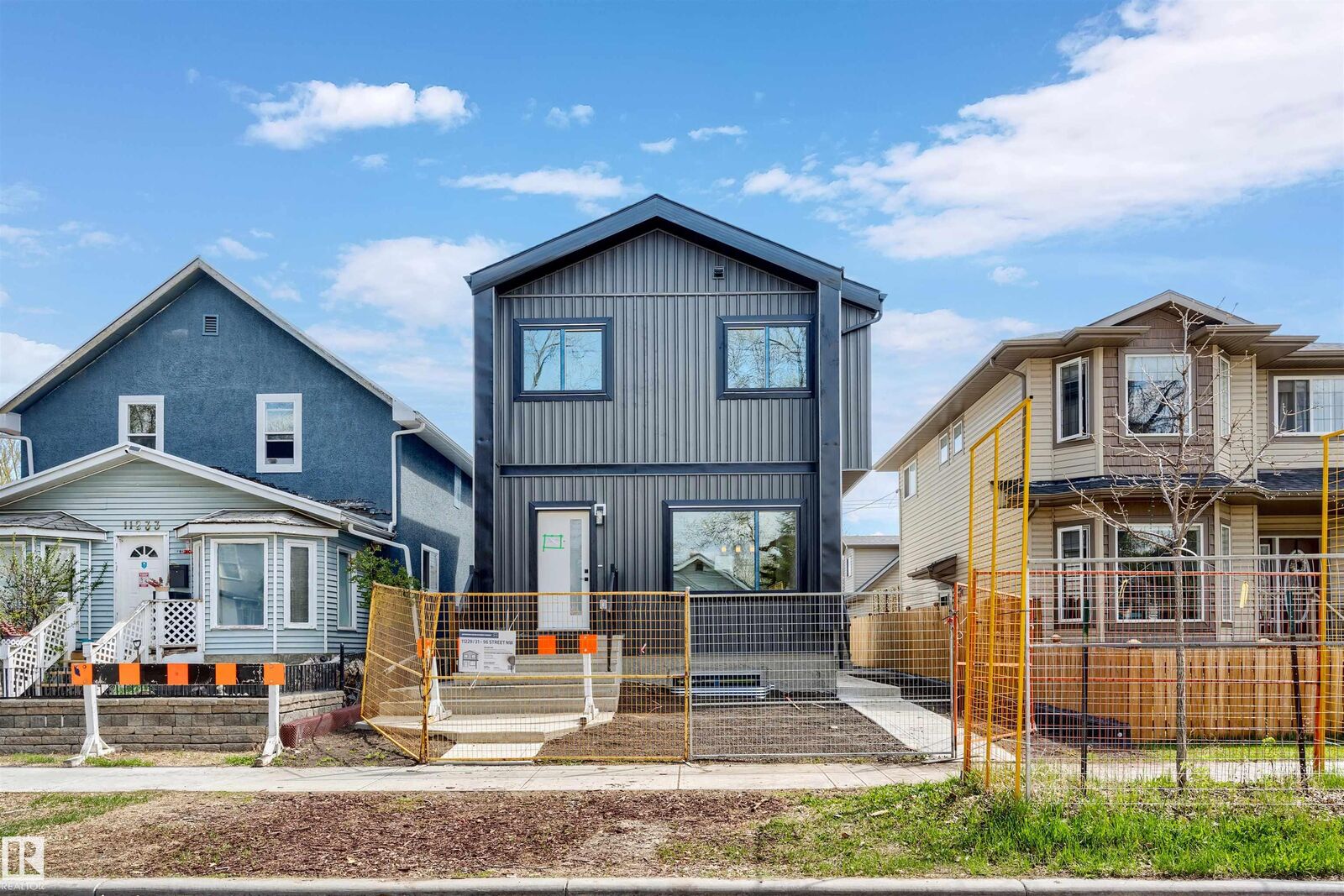 Property Photo: 11229 96 Street NW AB T5T 1G1