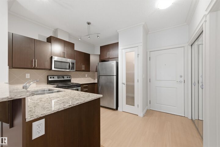 Property Photo:  10121 80 Avenue NW 235  AB T6E 0B9 