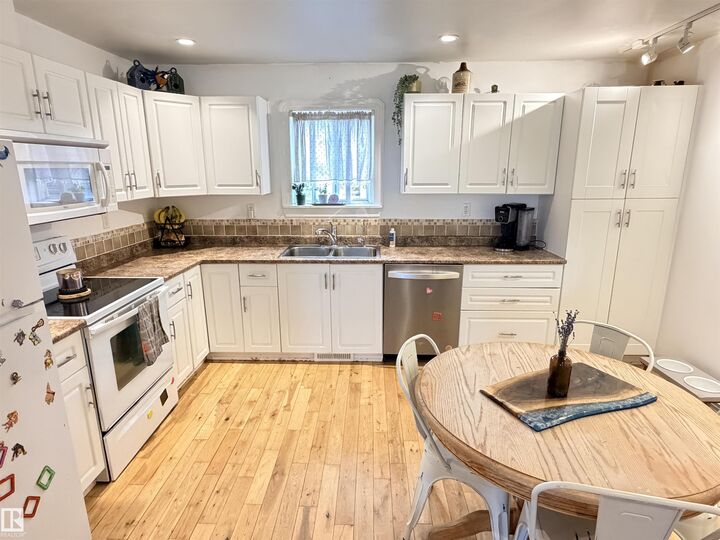 Property Photo: 414 5 Street AB T0A 3J0