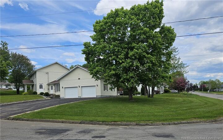 Property Photo:  140 Belair Street  NB E3Y 1B8 