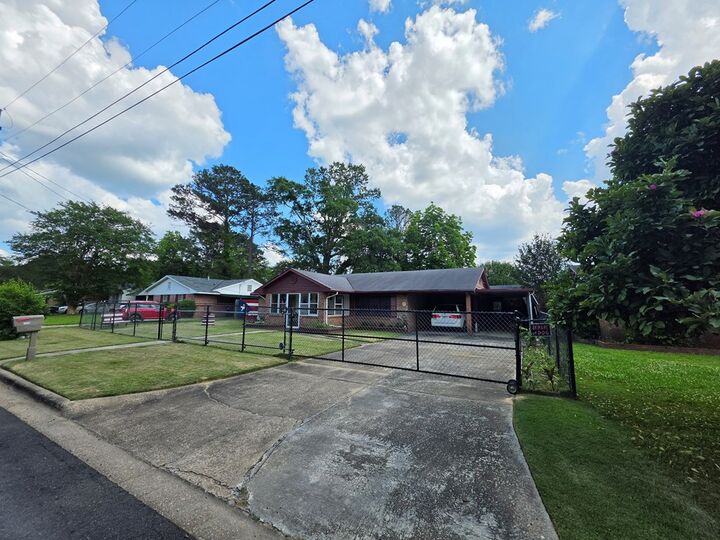 Property Photo: 2854 Luckie Street GA 31903