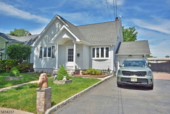 Property Photo: 2463 Dorchester Rd NJ 07083
