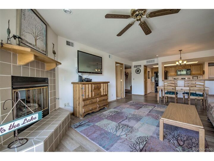 Property Photo:  1610 Lakeview Ter A101  CO 80443 