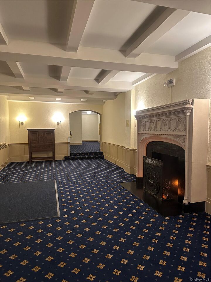 Property Photo:  300 Main Street 6K  NY 10601 