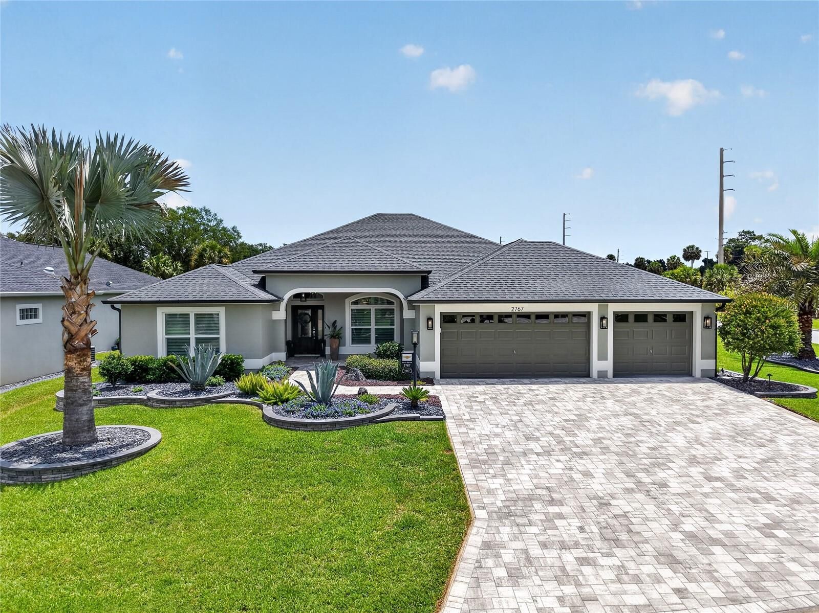 Property Photo: 2767 Dunham Drive FL 32163