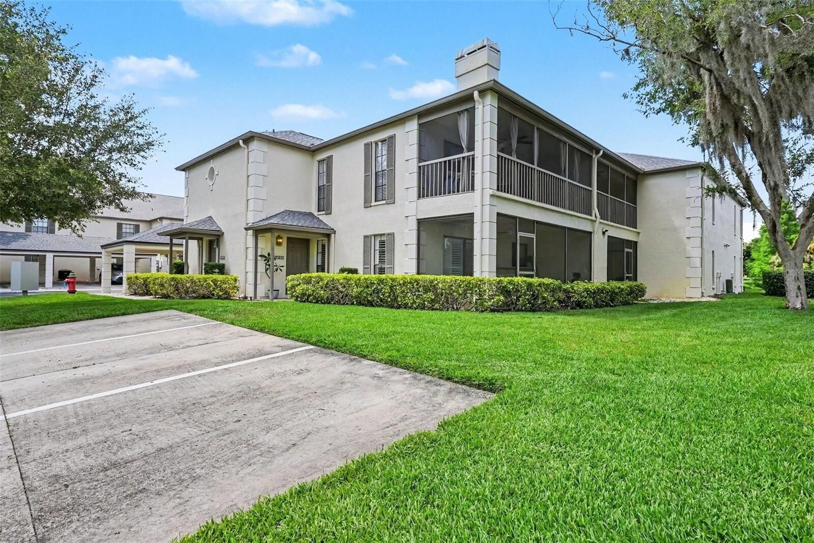 Property Photo:  13030 Village Chase Circle  FL 33618 