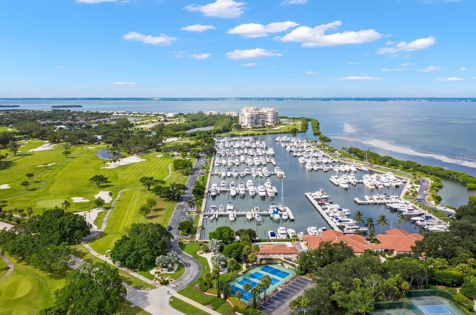 Property Photo: 2600 Harbourside Drive H-05 FL 34228