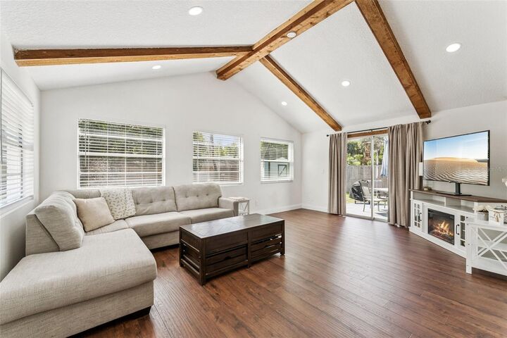 Property Photo: 670 Vincent Drive FL 32757