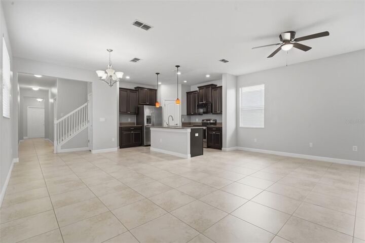 Property Photo:  15025 Evergreen Oak Loop  FL 34787 