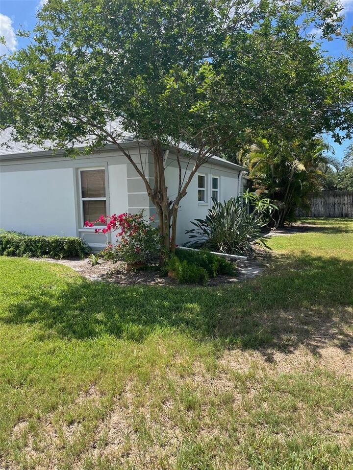 Property Photo:  8372 Candlewood Road  FL 33777 