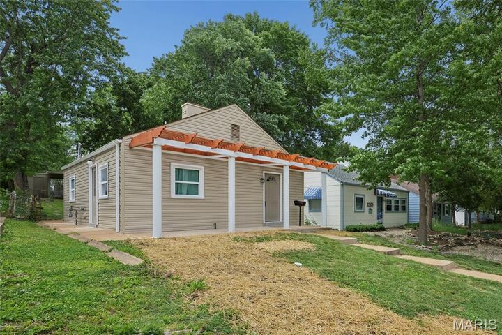 Property Photo: 1509 Kraft Street MO 63139