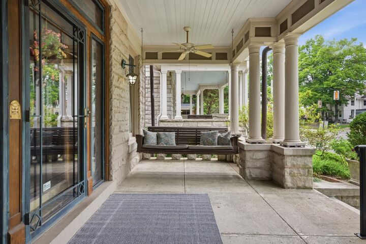 Property Photo: 1355 Peabody Ave TN 38104