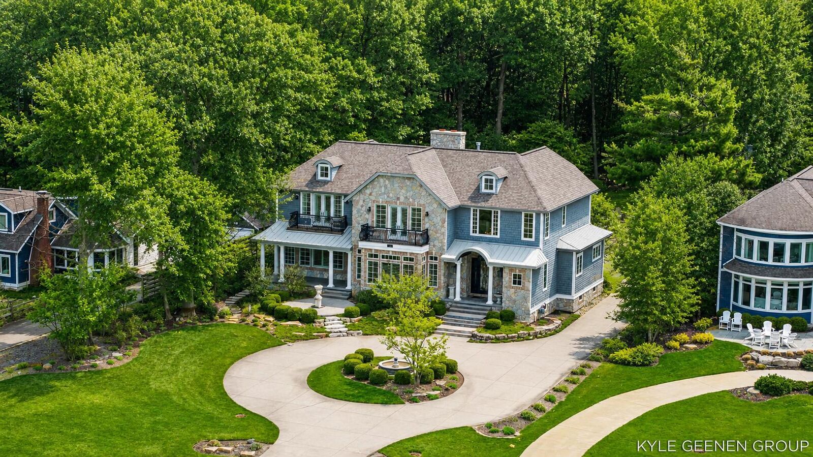 Property Photo:  2817&Amp2800 Lakeshore Drive  MI 49408 