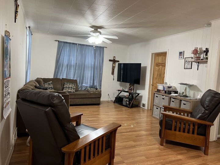 Property Photo:  1416 Prospect Avenue  IL 61354 