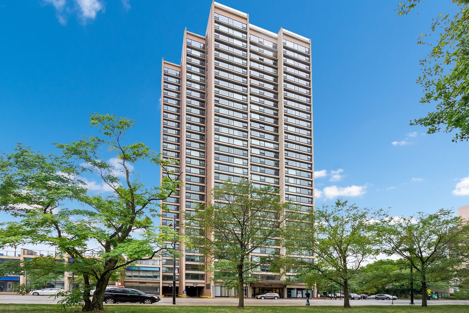 Property Photo:  1850 N Clark Street 3003  IL 60614 