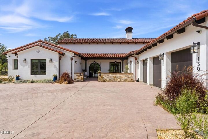 Property Photo:  130 Avocado Place  CA 93010 