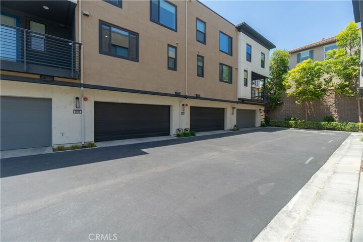 Property Photo:  2866 N Glassell  CA 92865 