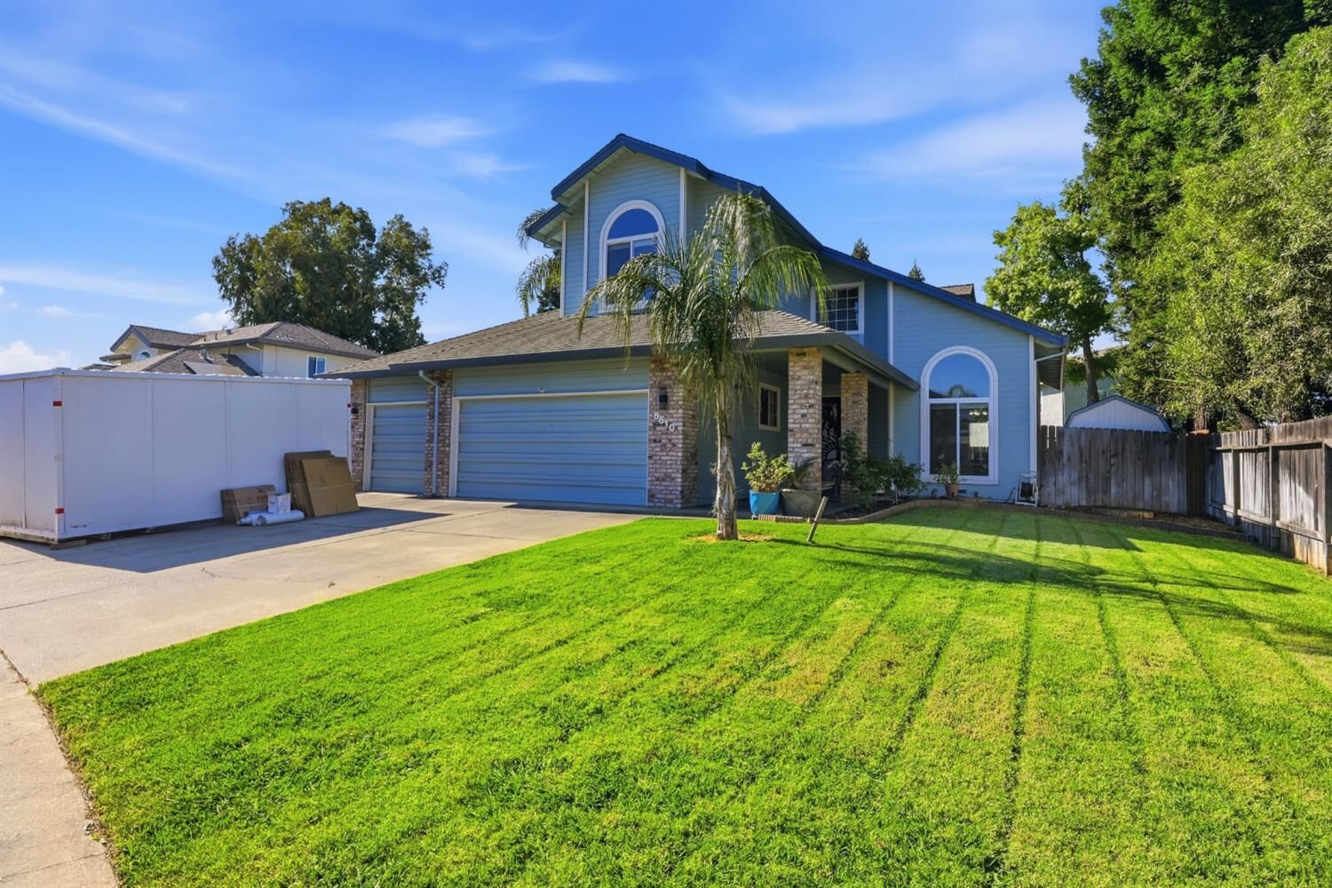 Property Photo:  8510 Diamond Oak Way  CA 95624 