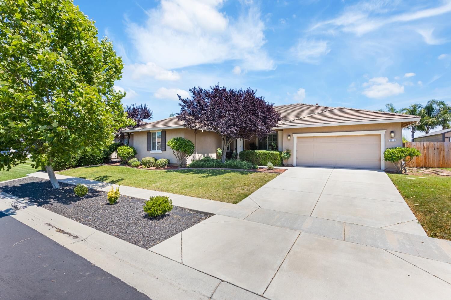 Property Photo:  2011 Roy Ranch Way  CA 95961 