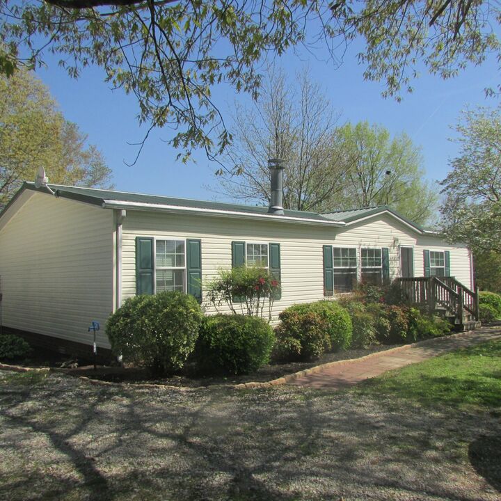 Property Photo: 75 Snell Rd TN 38456