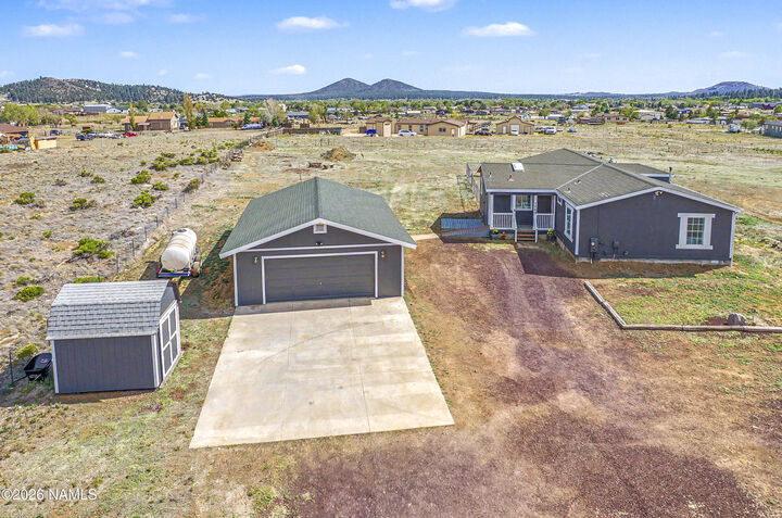 Property Photo:  7769 Emily Way  AZ 86004 