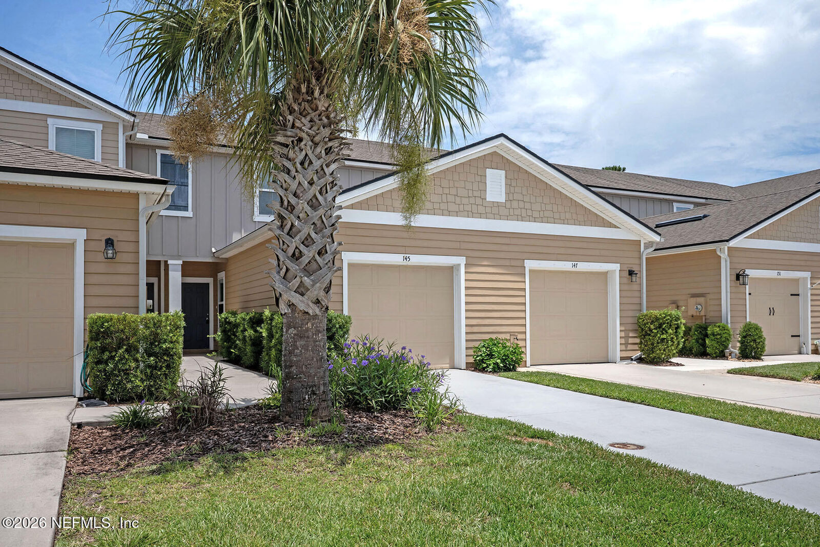 Property Photo: 145 Whitland Way FL 32086
