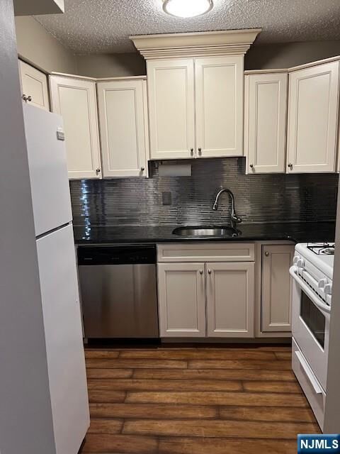 Property Photo:  751 Pepperidge Road  NJ 07436 