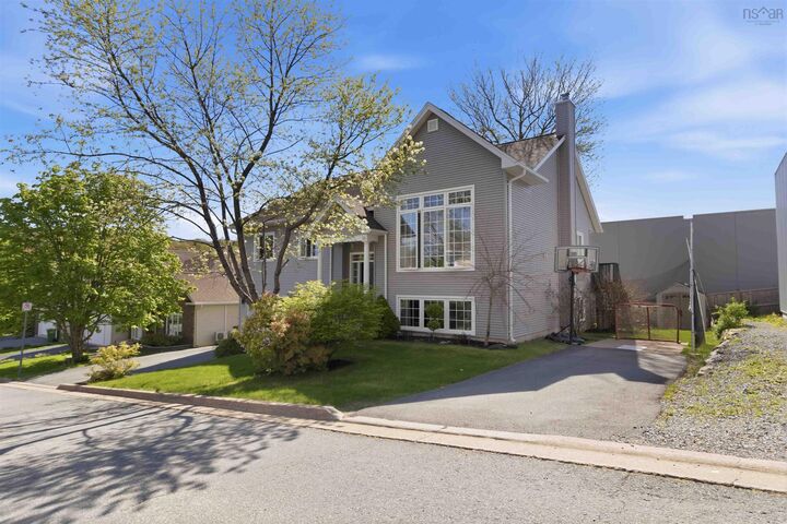 Photo de la propriété:  16 Boutiliers Lane  NS B2X 2H7 