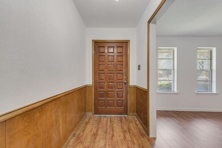 Property Photo:  135 S Capri Drive  TX 75116 